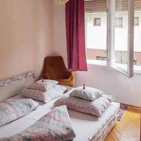 In - Balaton 40758 * Siofok