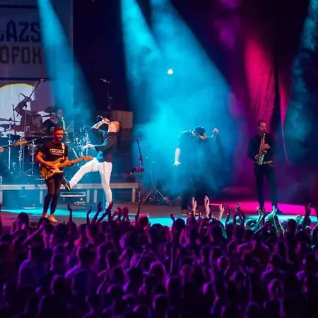 In - Balaton 40758 Tatil Evi *